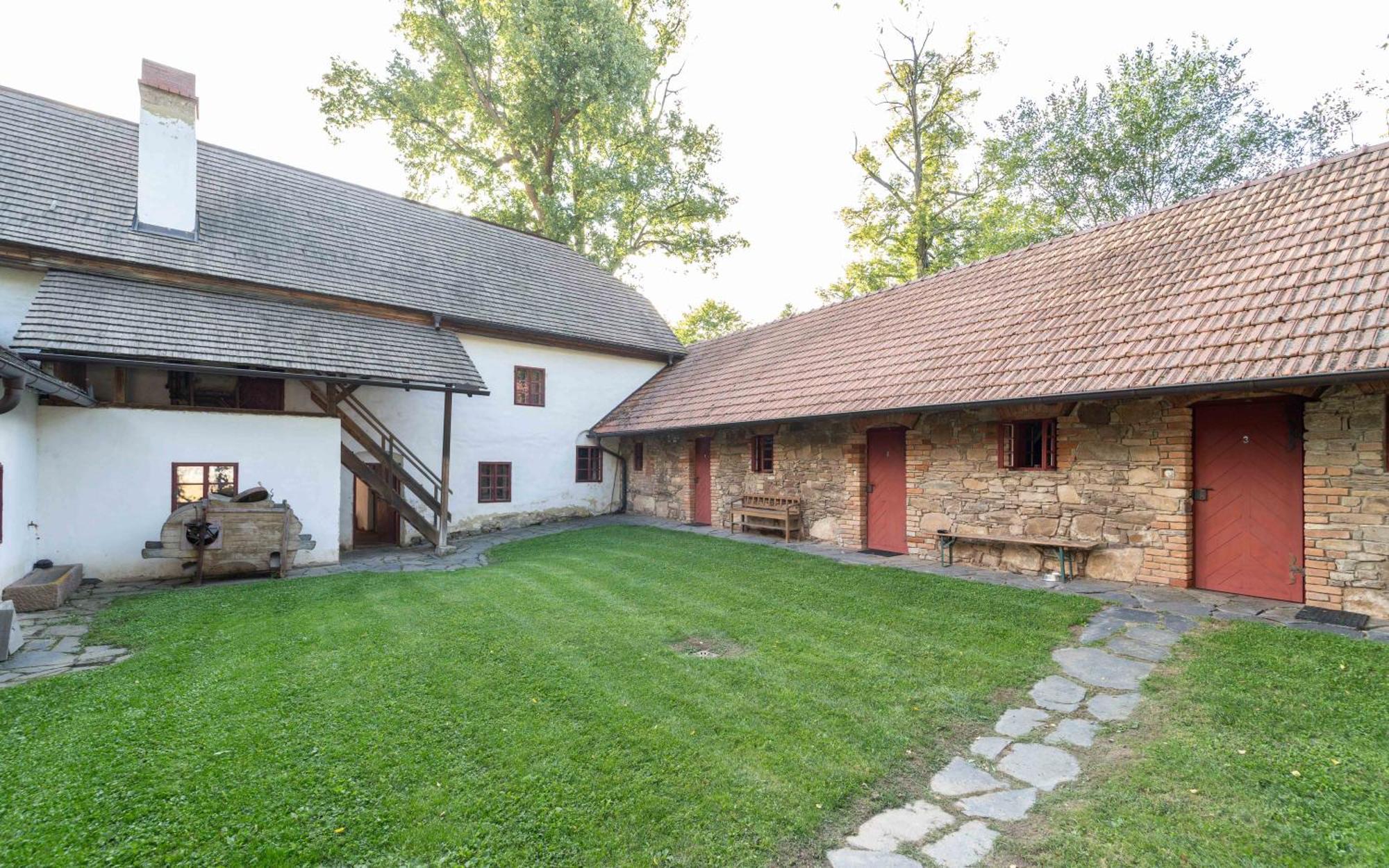 Porcuv Mlyn Bykovice Exterior foto